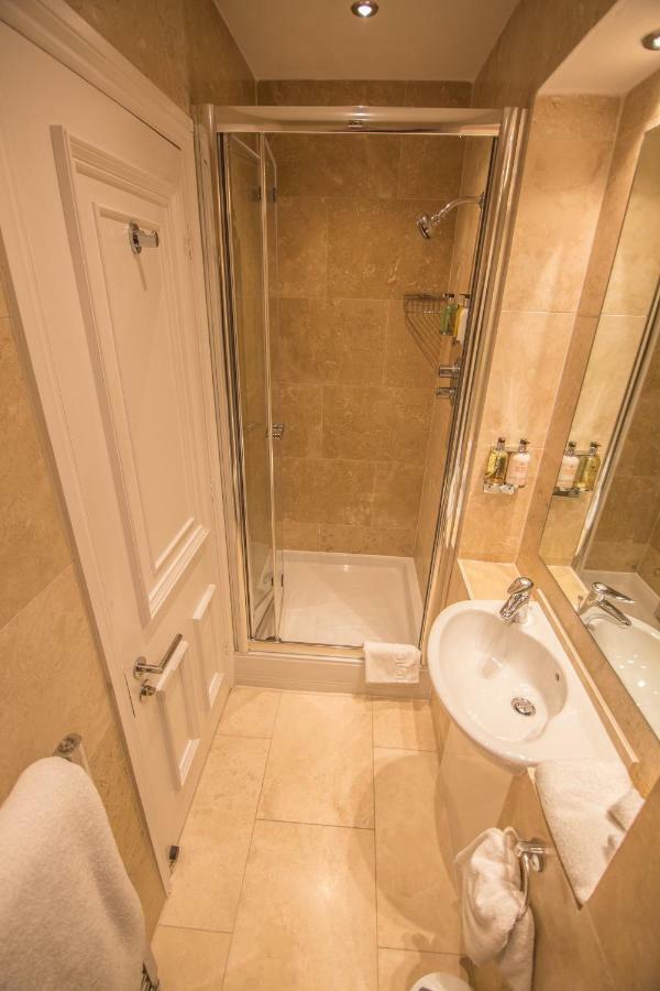 Forty Winks Guest House & Residence Durham Room photo